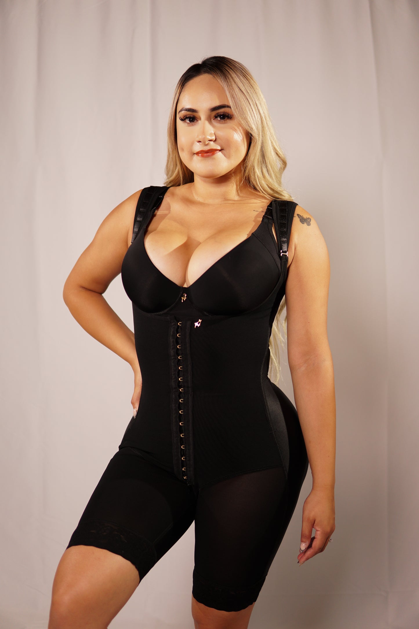 CURVAS PERFECTAS (capri)